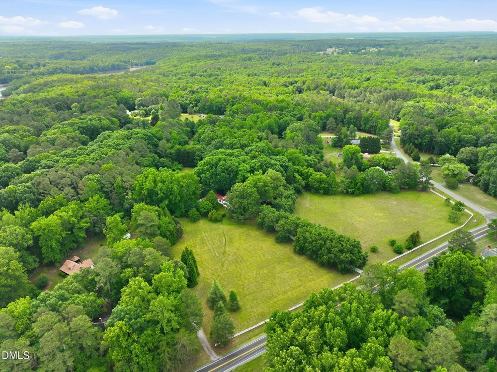 2102 Bahama Road Bahama, NC 27503