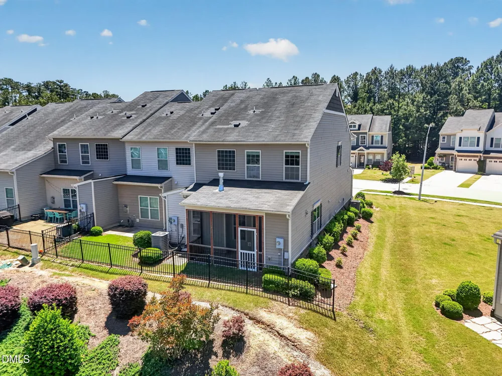 226 Beaconwood Lane Holly Springs, NC 27540