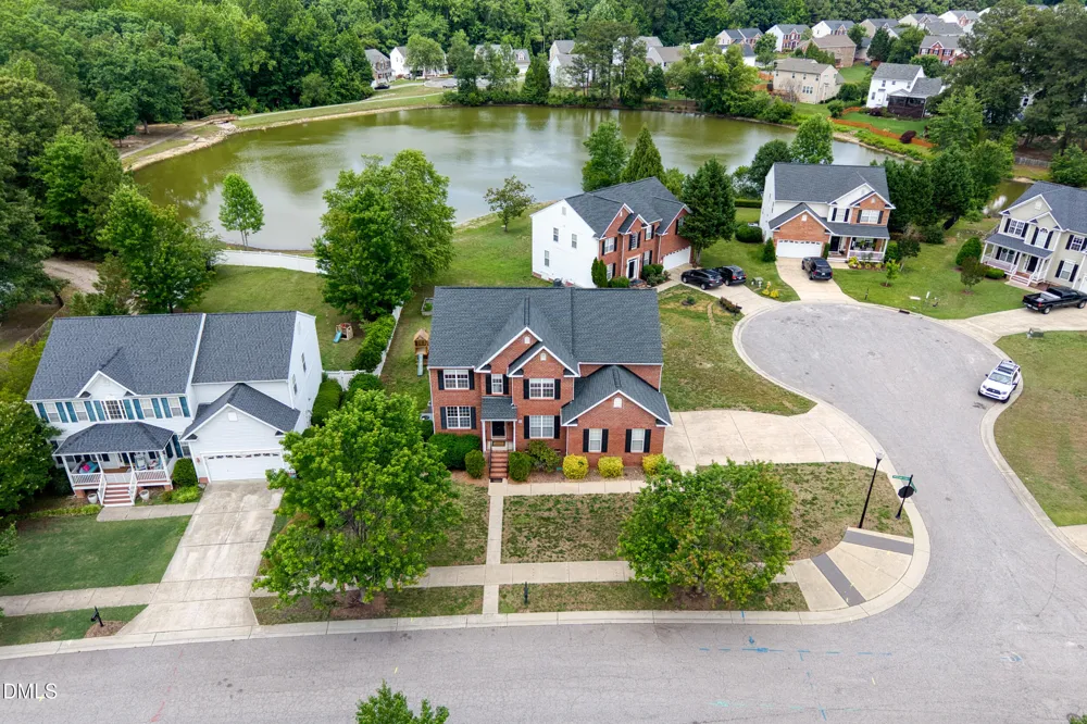930 Pristine Lane Rolesville, NC 27571