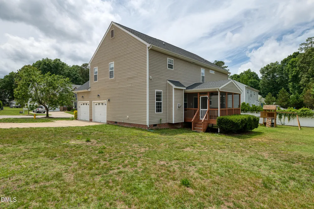 930 Pristine Lane Rolesville, NC 27571