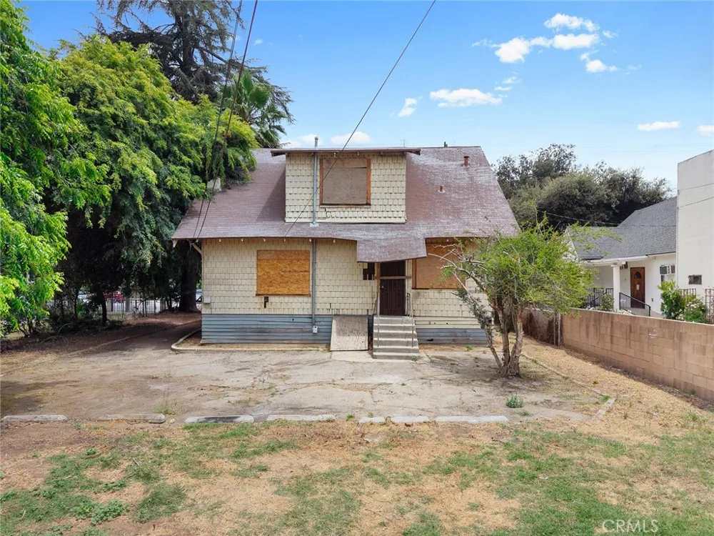 366 E Orange Grove Pasadena, CA 91104