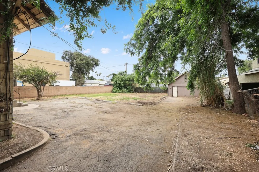 366 E Orange Grove Pasadena, CA 91104