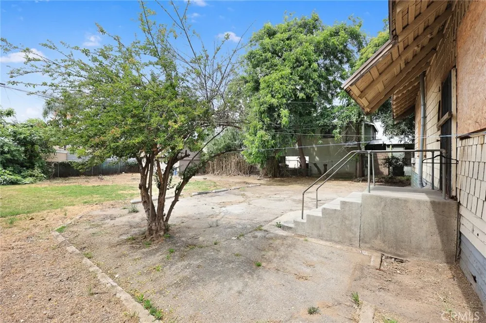 366 E Orange Grove Pasadena, CA 91104
