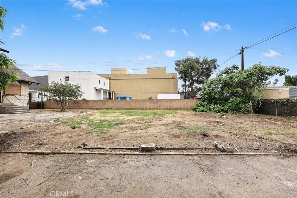366 E Orange Grove Pasadena, CA 91104