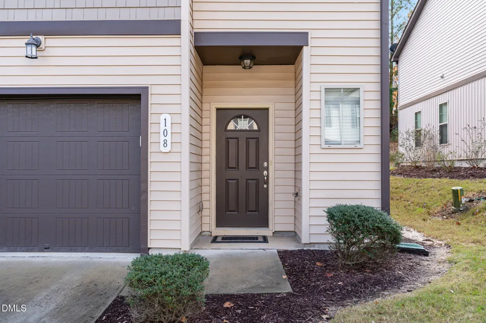 108 Bella Place Holly Springs, NC 27540