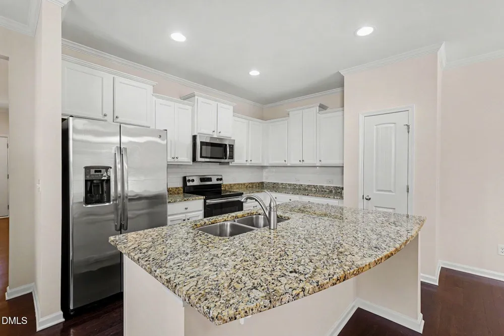 108 Bella Place Holly Springs, NC 27540