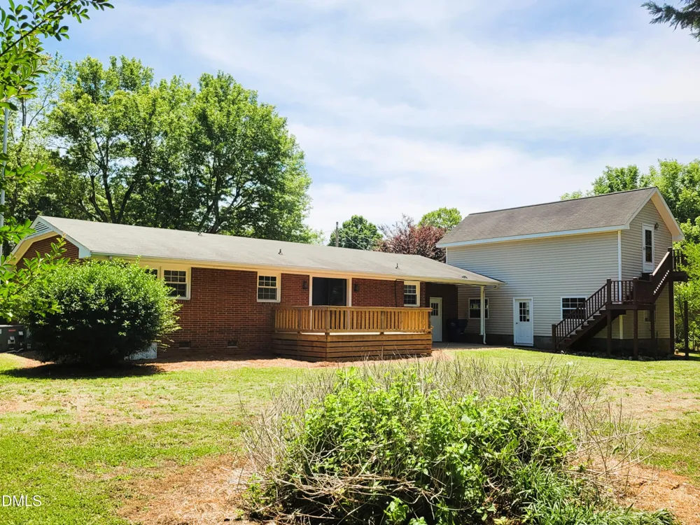607 E Butler Avenue Liberty, NC 27298