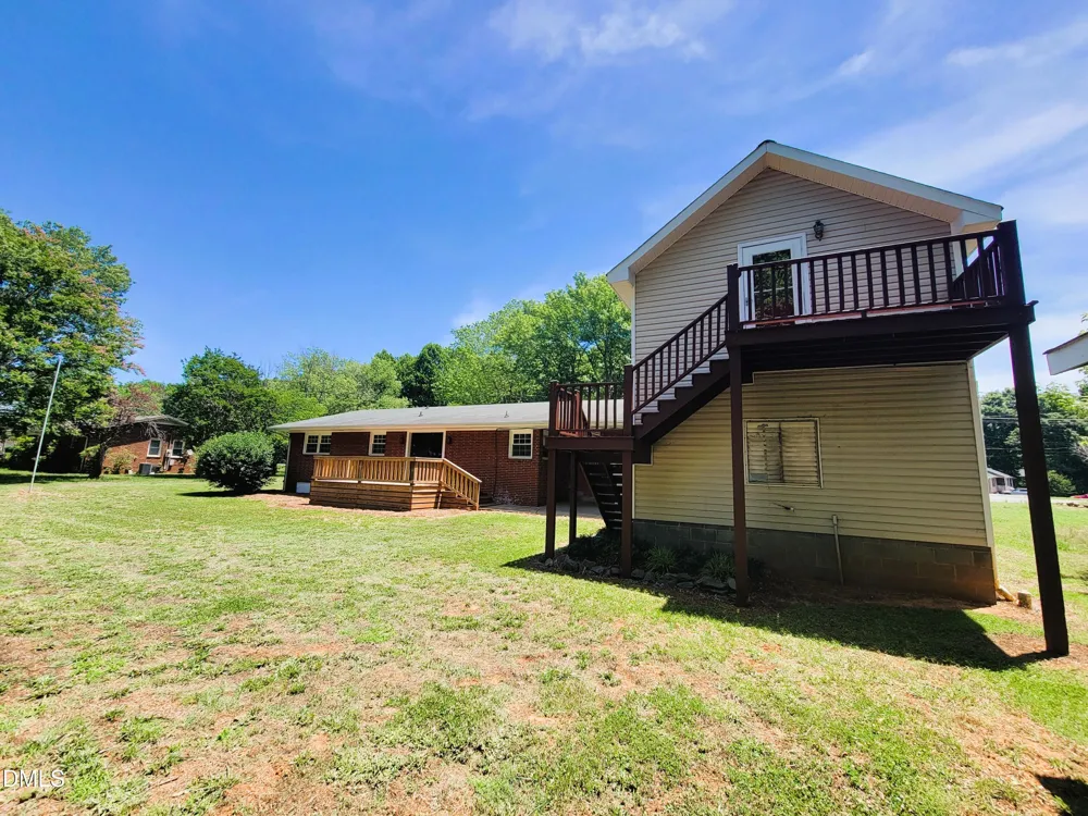 607 E Butler Avenue Liberty, NC 27298