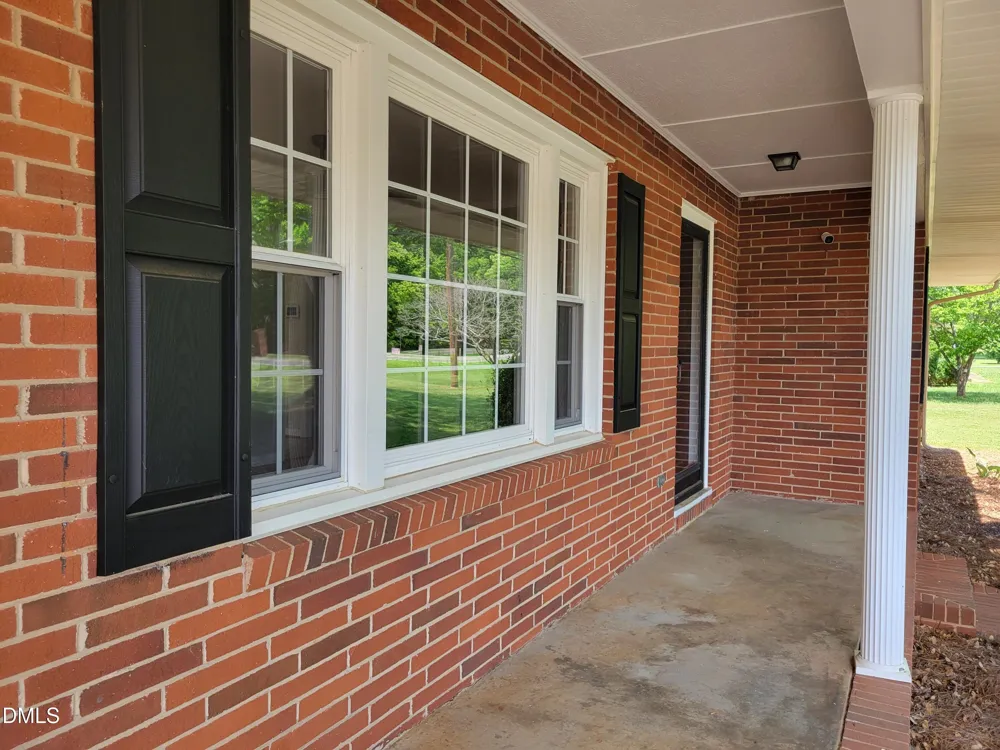 607 E Butler Avenue Liberty, NC 27298