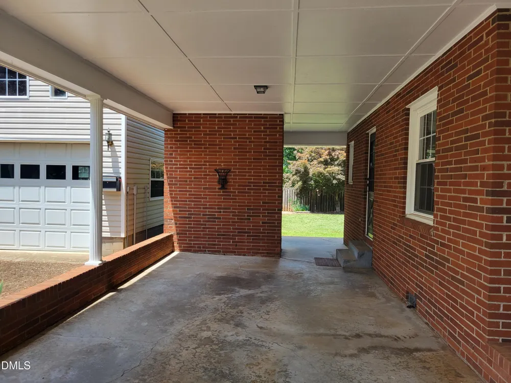 607 E Butler Avenue Liberty, NC 27298