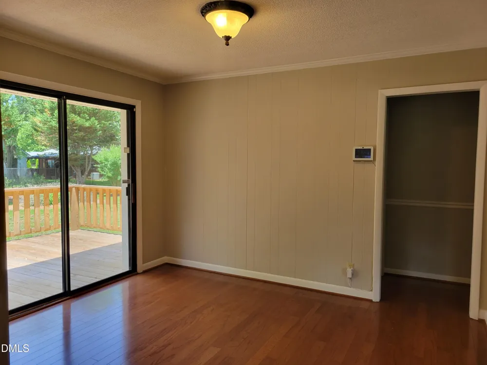 607 E Butler Avenue Liberty, NC 27298