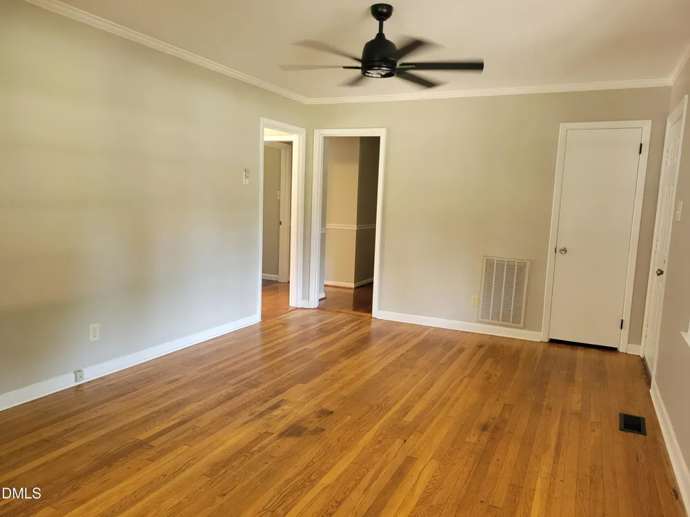 607 E Butler Avenue Liberty, NC 27298