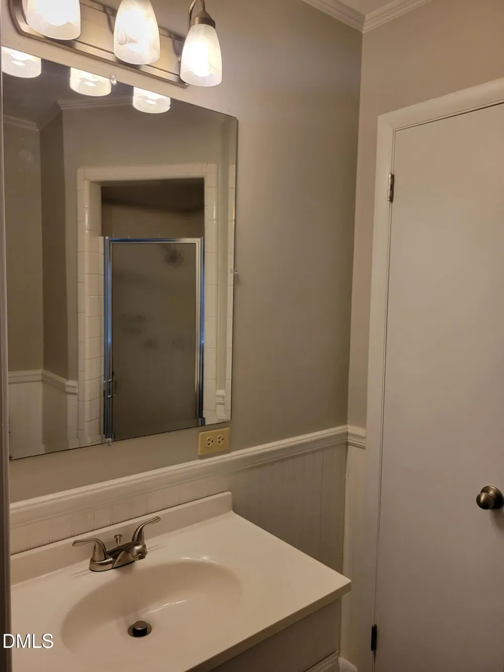 607 E Butler Avenue Liberty, NC 27298