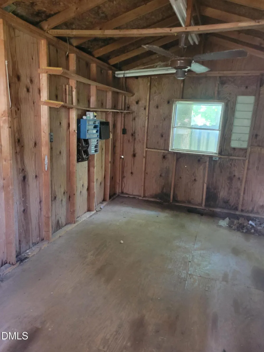 607 E Butler Avenue Liberty, NC 27298