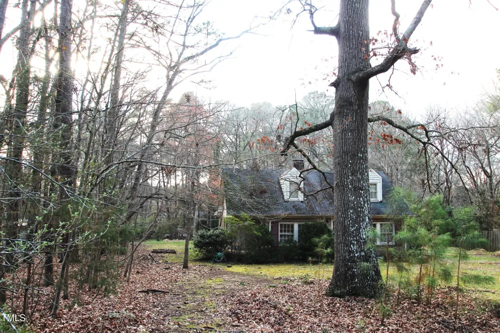 105 Mary Street Carrboro, NC 27510
