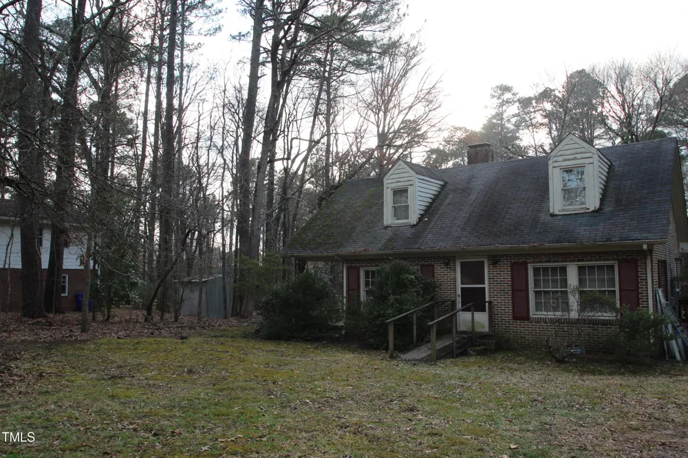 105 Mary Street Carrboro, NC 27510