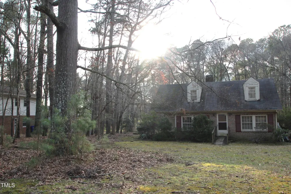 105 Mary Street Carrboro, NC 27510