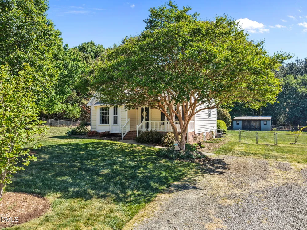 4034 Oak Valley Drive Stem, NC 27581