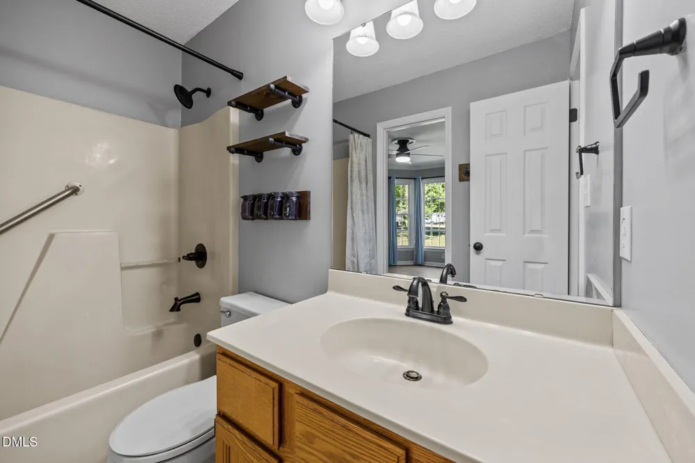4034 Oak Valley Drive Stem, NC 27581