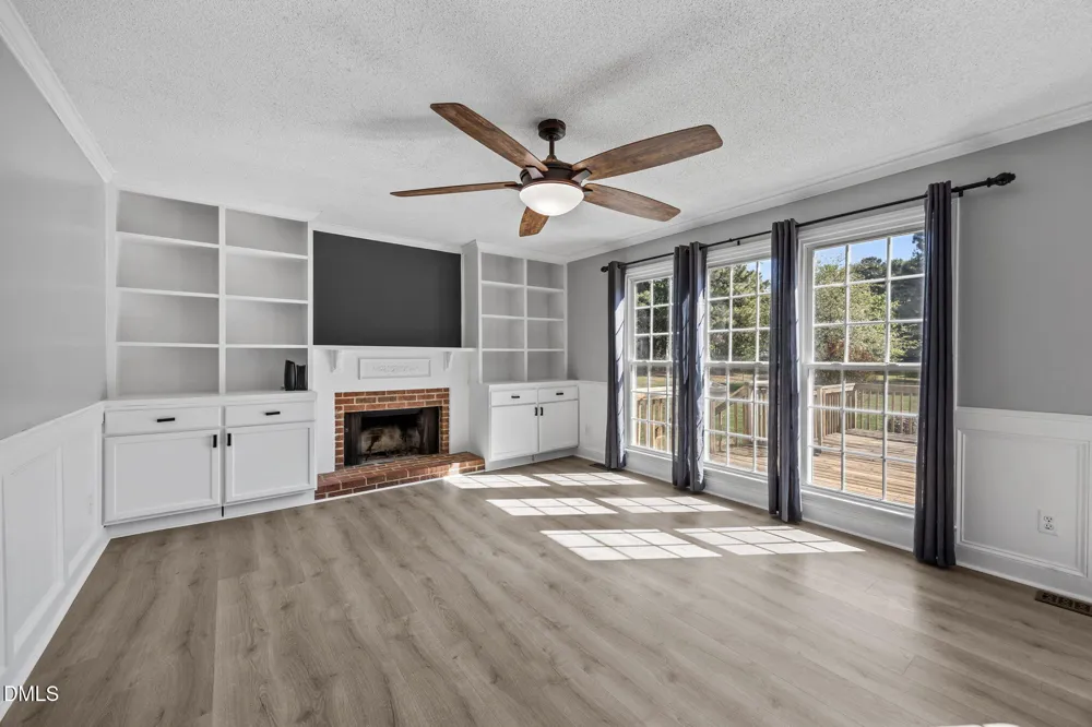 4034 Oak Valley Drive Stem, NC 27581