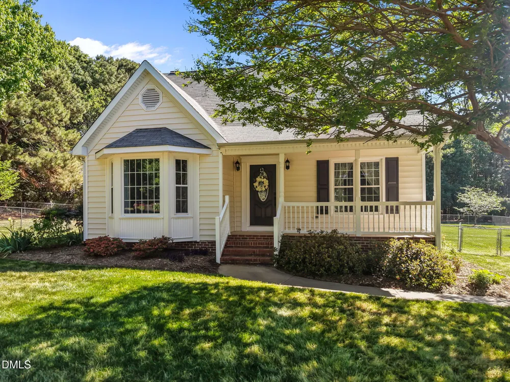 4034 Oak Valley Drive Stem, NC 27581