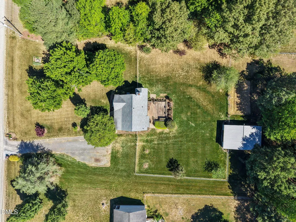 4034 Oak Valley Drive Stem, NC 27581