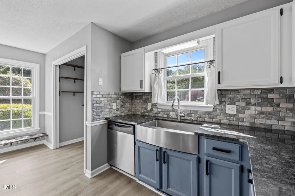 4034 Oak Valley Drive Stem, NC 27581