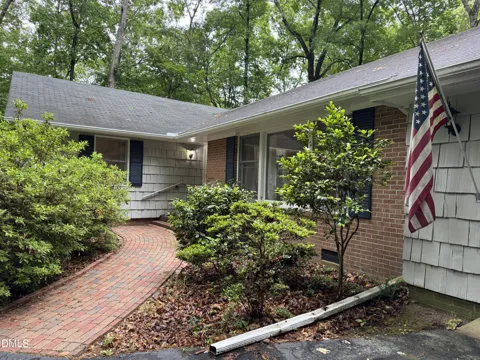 140 Holly Lane