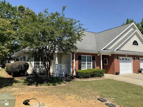 18 Stonegate Drive #2a