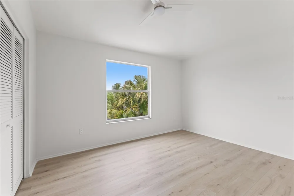 11503 WHISPERING HOLLOW DRIVE Tampa, FL 33635