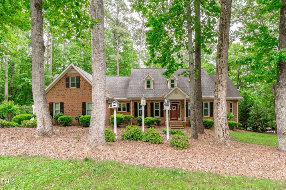2 Sagamore Place Hillsborough, NC 27278