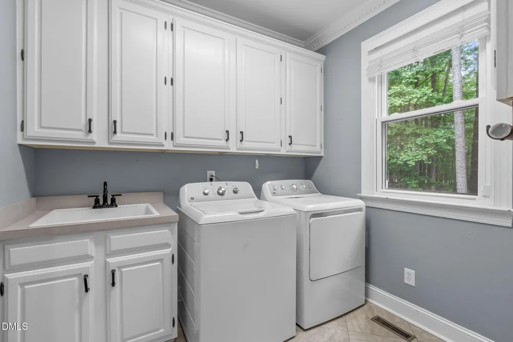 2 Sagamore Place Hillsborough, NC 27278