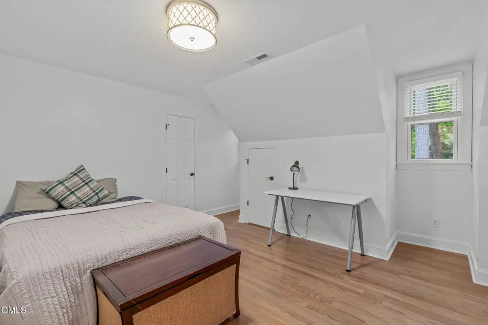 2 Sagamore Place Hillsborough, NC 27278