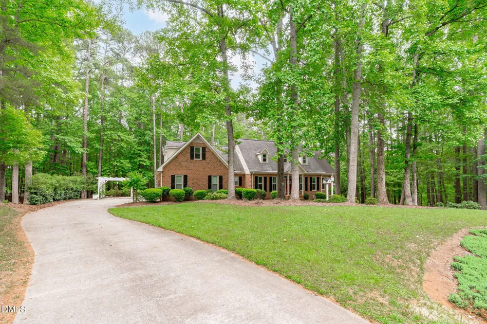 2 Sagamore Place Hillsborough, NC 27278