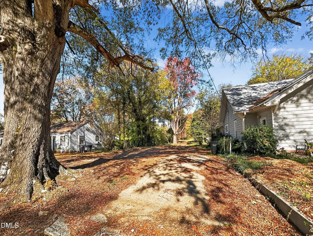 2711-A Ashe Street Durham, NC 27703