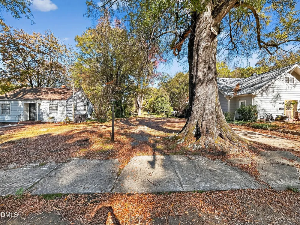 2711-A Ashe Street Durham, NC 27703