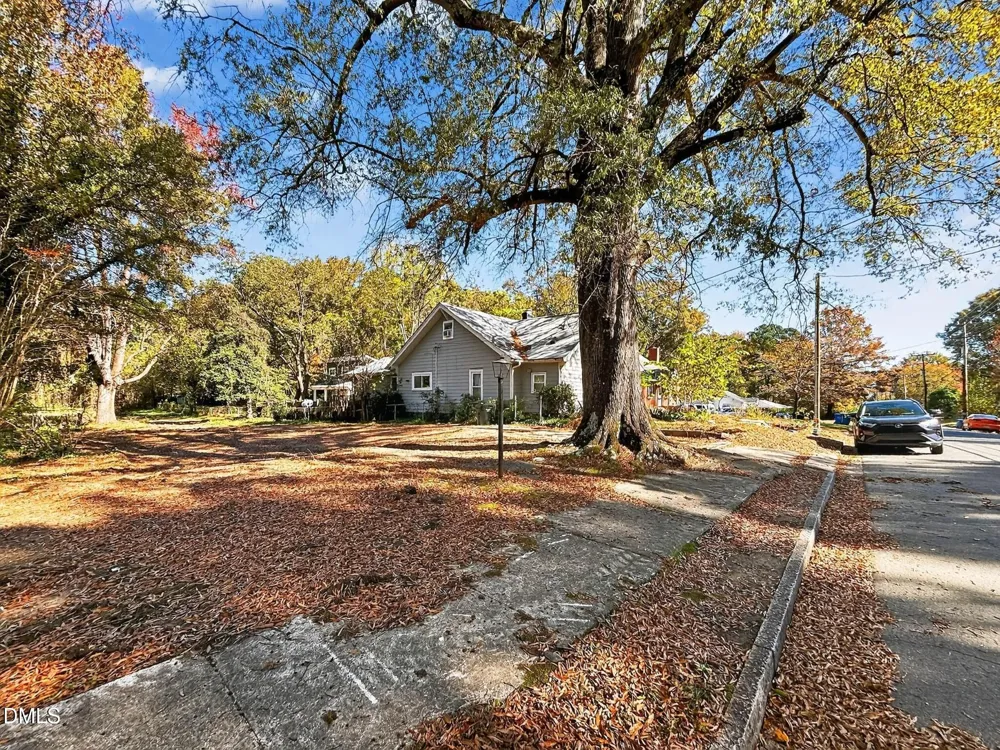 2711-A Ashe Street Durham, NC 27703