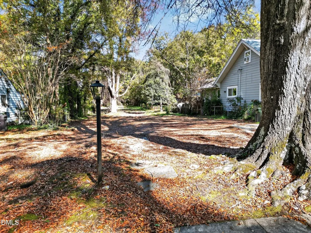 2711-A Ashe Street Durham, NC 27703