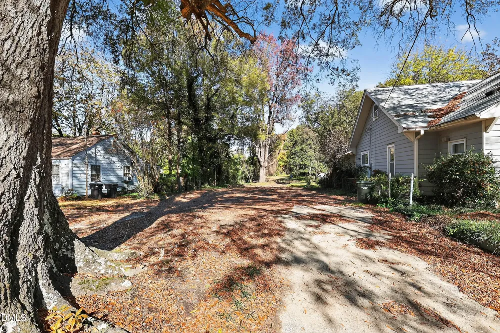 2711-A Ashe Street Durham, NC 27703