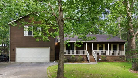 6605 Willow Chase Drive