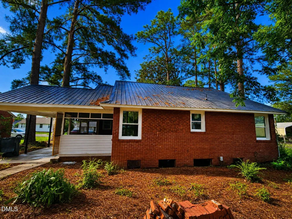1018 E 9th Street Lumberton, NC 28358