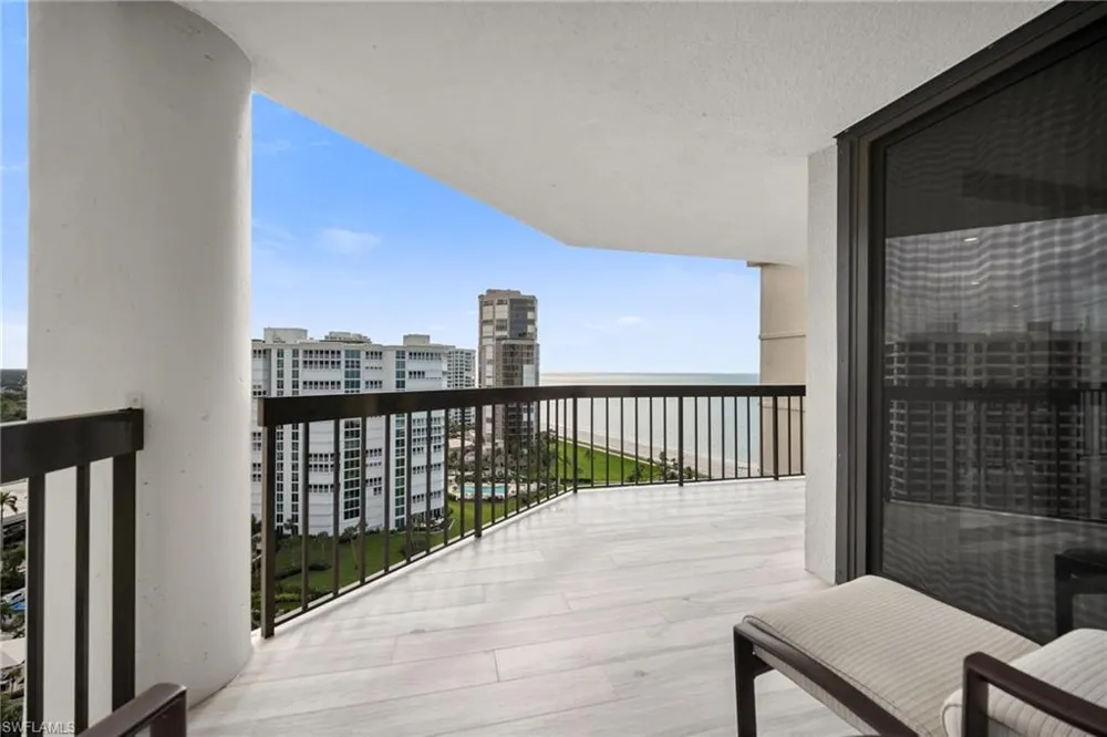 4551 Gulf Shore Boulevard #1805 Naples, FL 34103