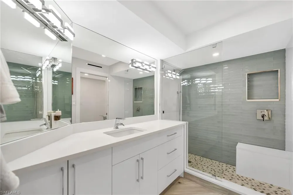 4551 Gulf Shore Boulevard #1805 Naples, FL 34103