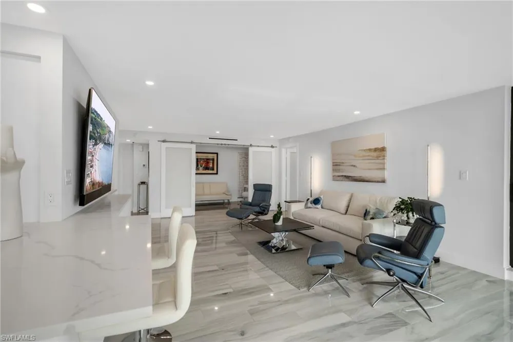 4551 Gulf Shore Boulevard #1805 Naples, FL 34103