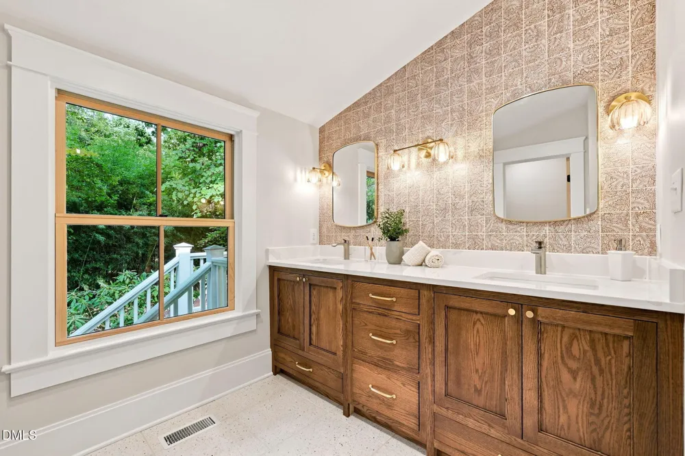 218 Hillsborough Road Carrboro, NC 27510
