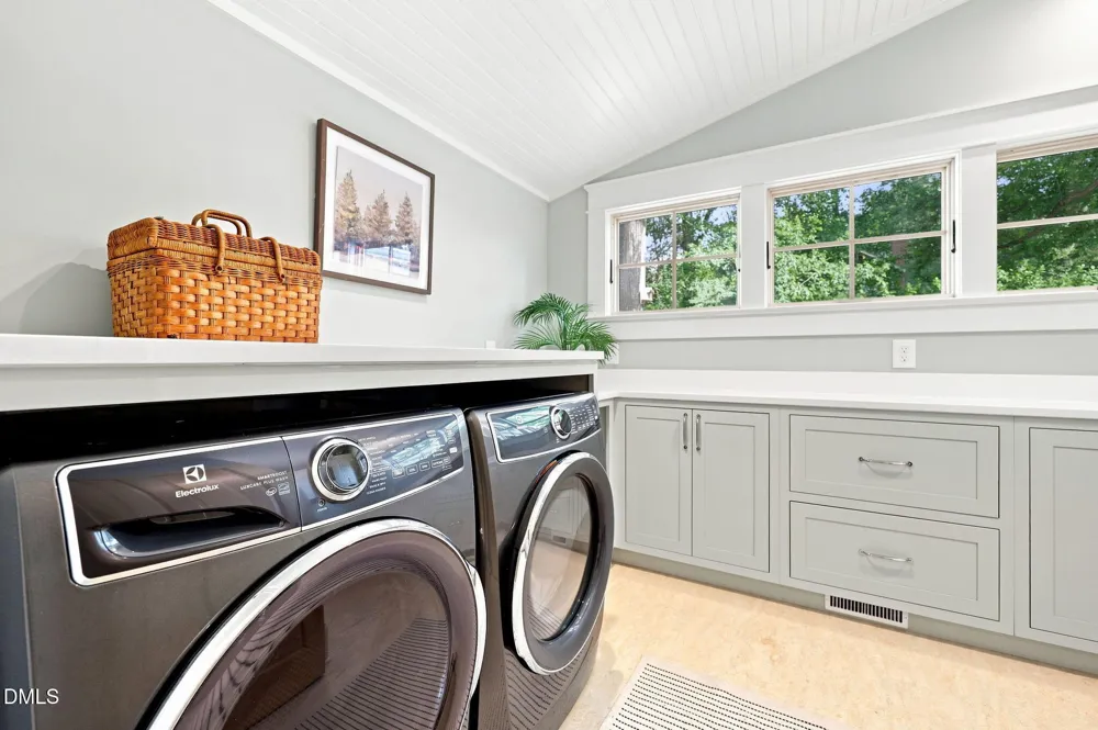 218 Hillsborough Road Carrboro, NC 27510