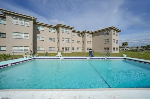 3100 Harbor Boulevard #114