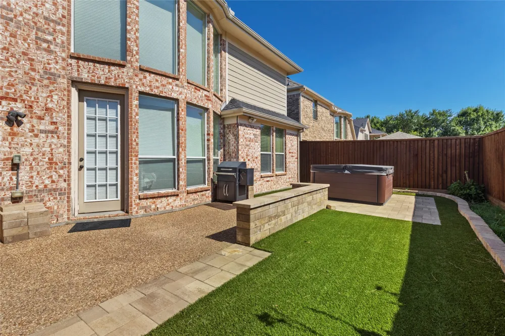 6017 Gentle Way Plano, TX 75024