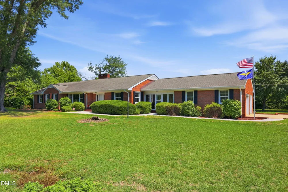 880 Wire Road Bunnlevel, NC 28323