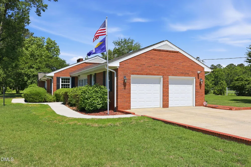 880 Wire Road Bunnlevel, NC 28323